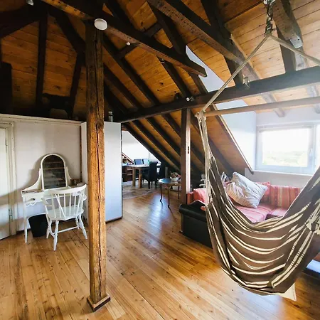 Romantik Dachstudio Bergische Oase Bis 4 Personen Apartment